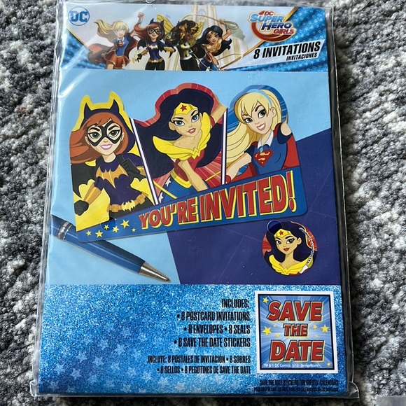 NWT DC SuperHero Birthday Invitations and Thank You Cards - Picture 2 of 6